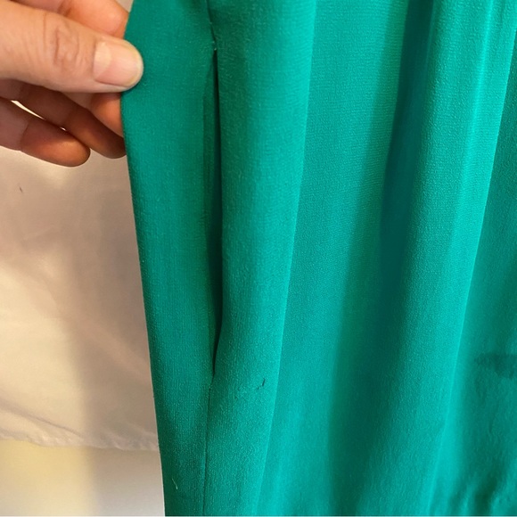 Catherine Malandrino Green Sheath Dress, Sleeveless Silk crepe lined, Size 2 - Picture 10 of 10